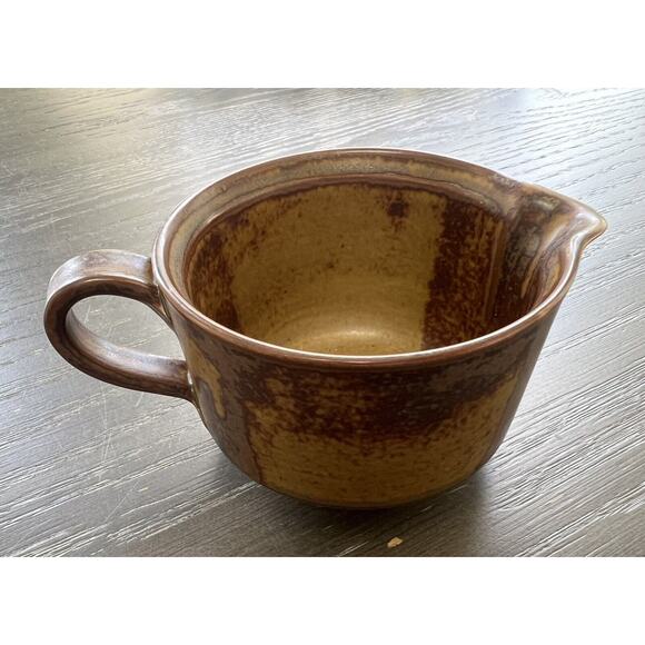 Iron Mountain Stoneware Pottery Roan Creamer Brown, Small Chip On Bottom See Pic - Picture 4 of 11